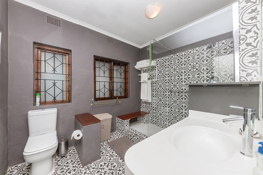 To Let 3 Bedroom Property for Rent in Green Point Western Cape